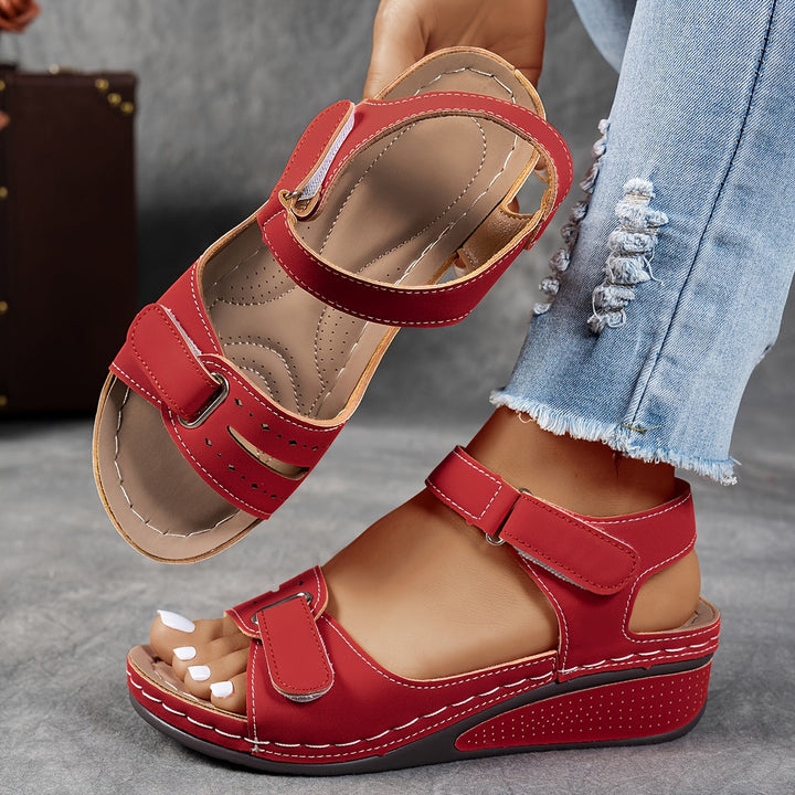 TICA - Fashion support Sandals
